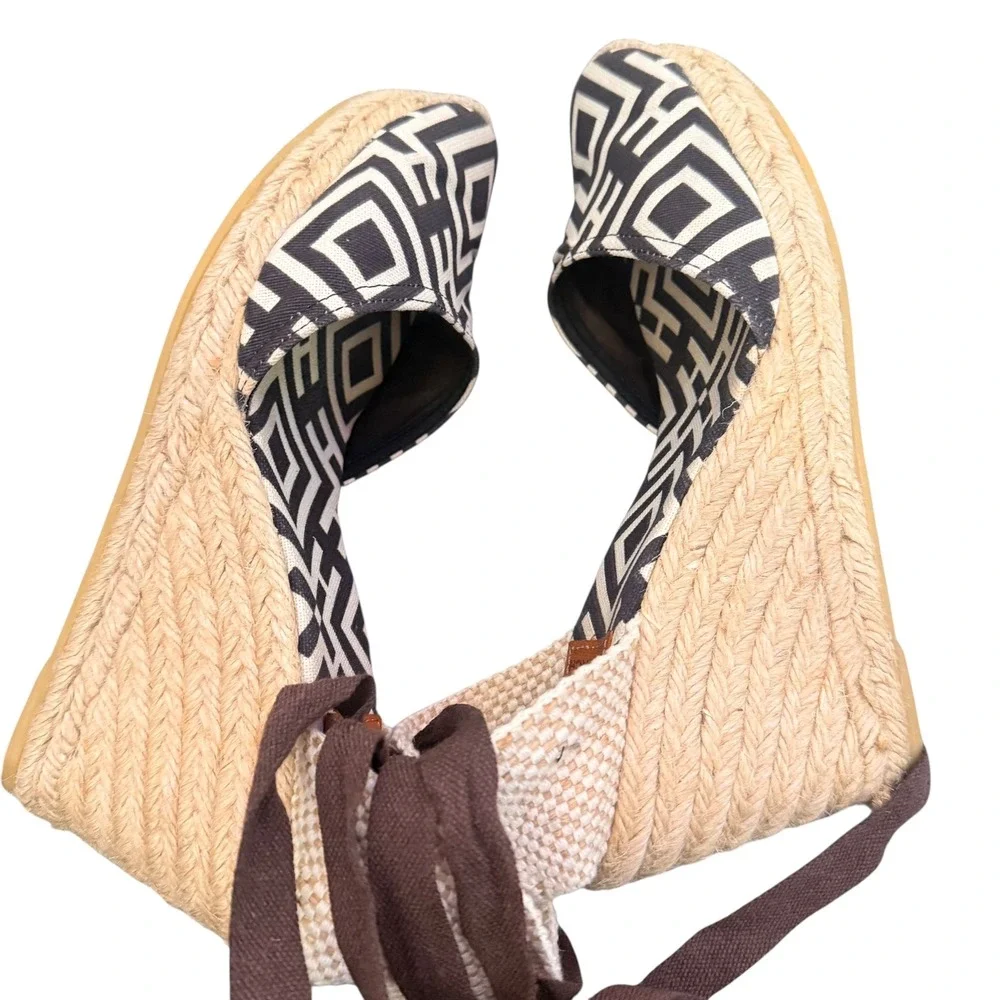 Tory Burch Wedge Espadrille Lace Up Ankle Strap 38 Geometric Canvas Resortwear